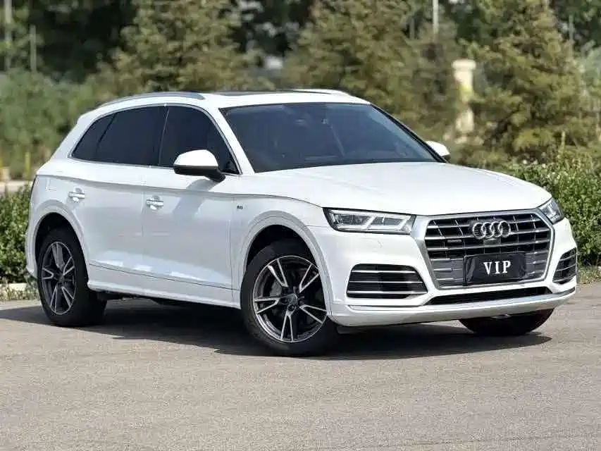 Audi Q5L — фото 3
