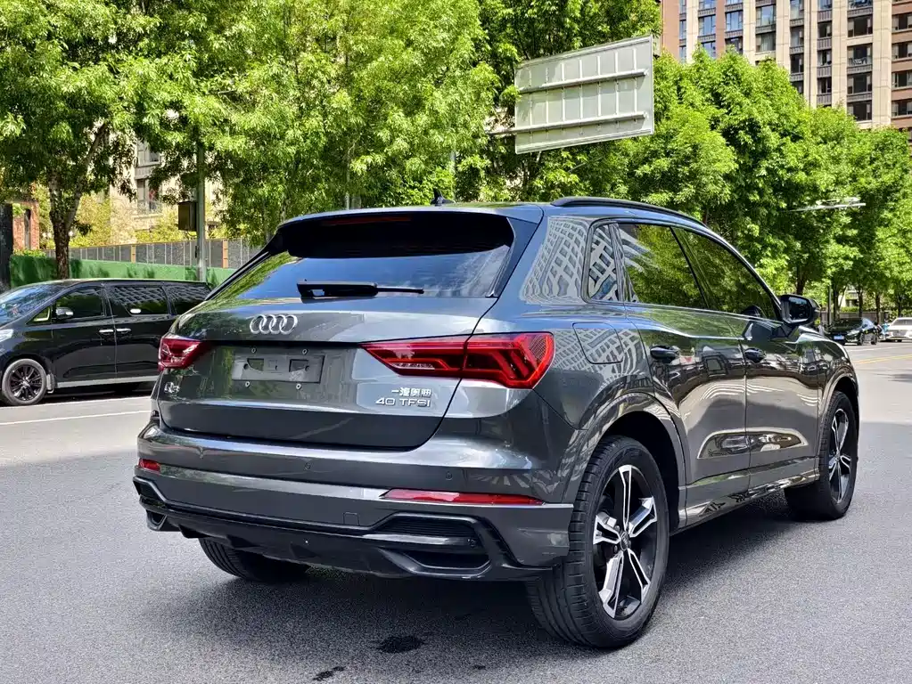 Audi Q3 — фото 5