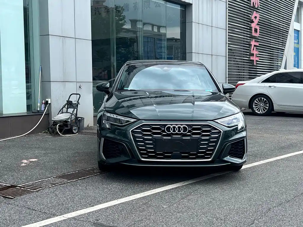 Audi A3 — фото 2