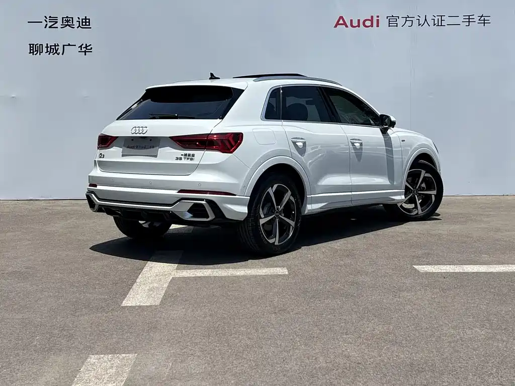 Audi Q3 — фото 4