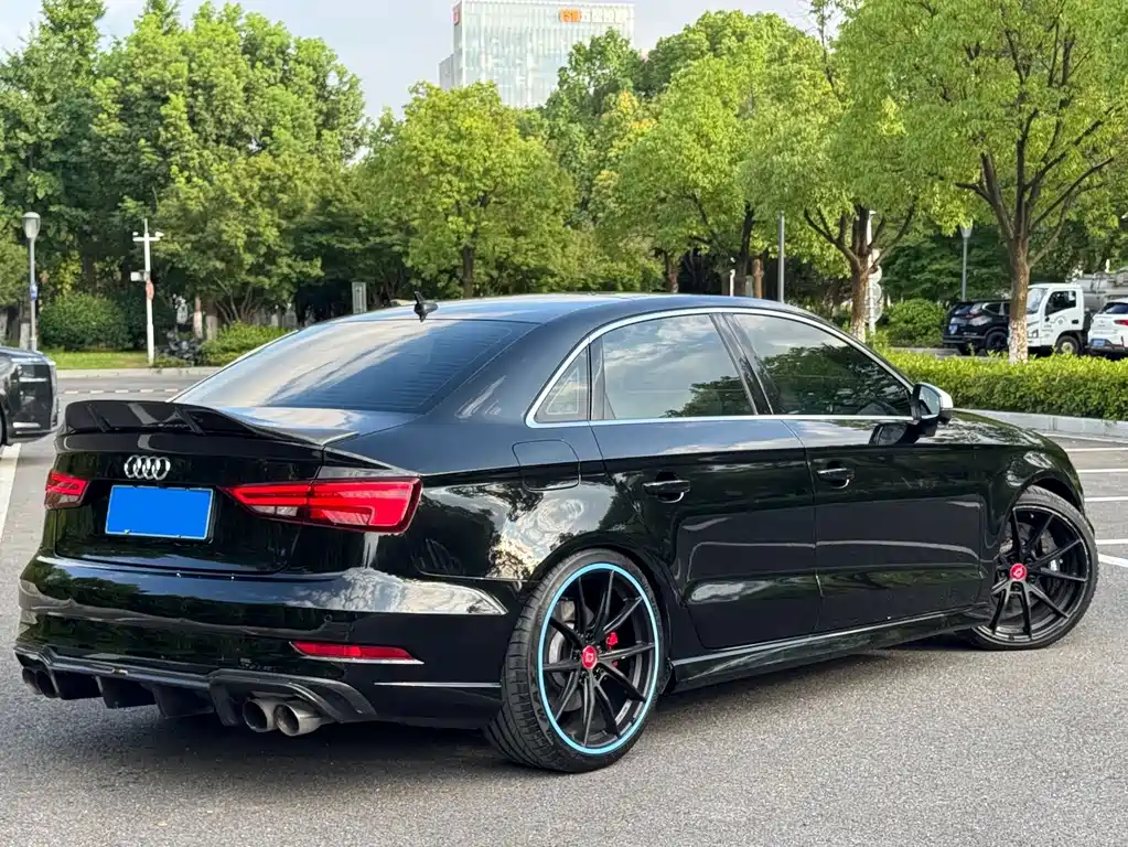Audi S3 — фото 3