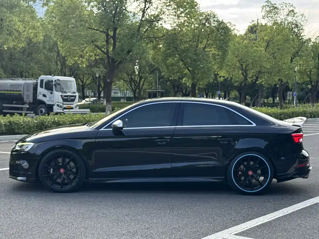 Audi S3 — фото 5