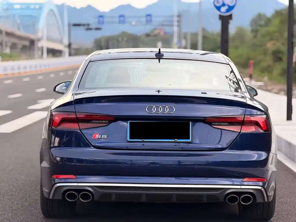 Audi S5 — фото 4