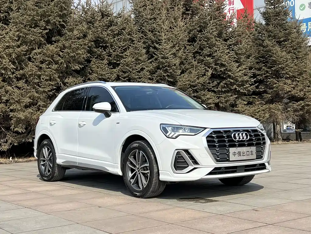 Audi Q3 — фото 3