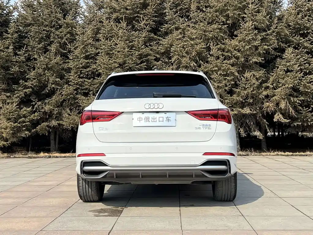 Audi Q3 — фото 5