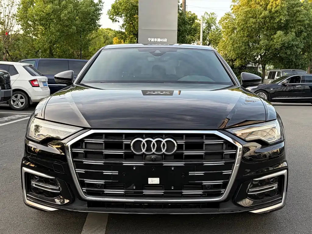 Audi A6L — фото 2