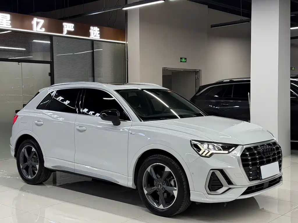 Audi Q3 — фото 3