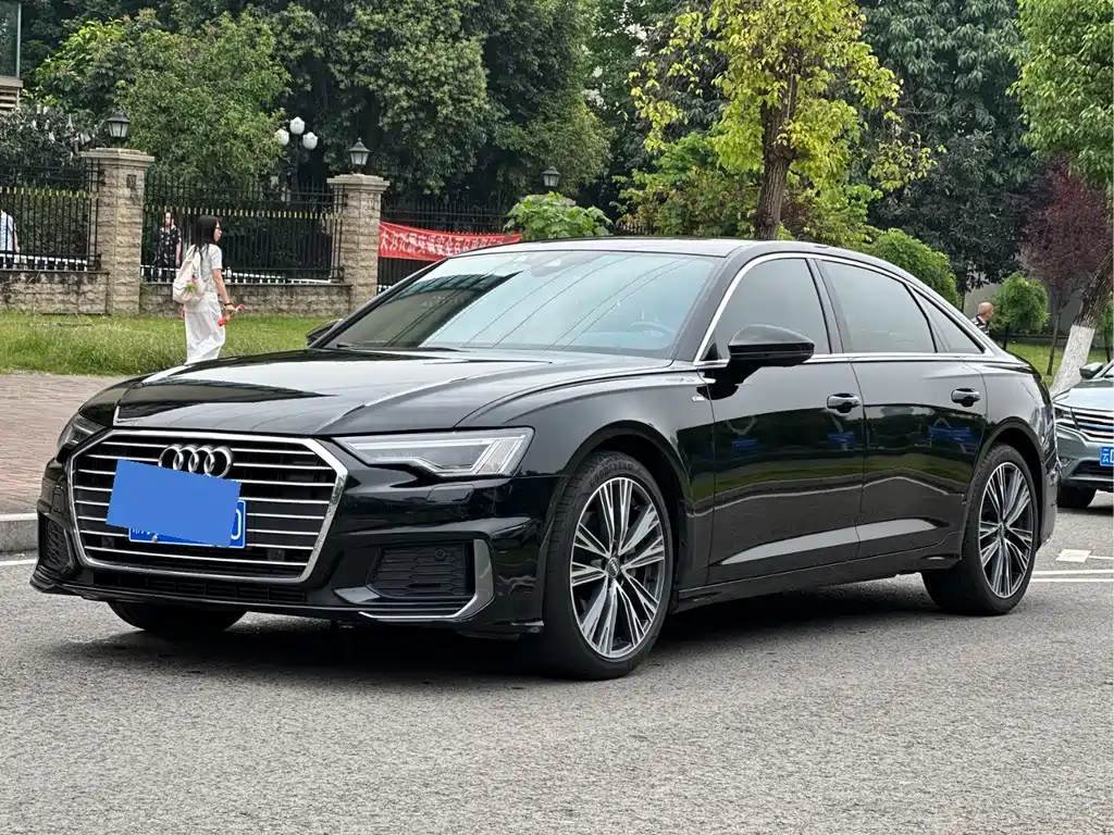 Audi A6L — фото 2