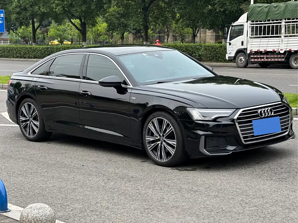 Audi A6L — фото 4