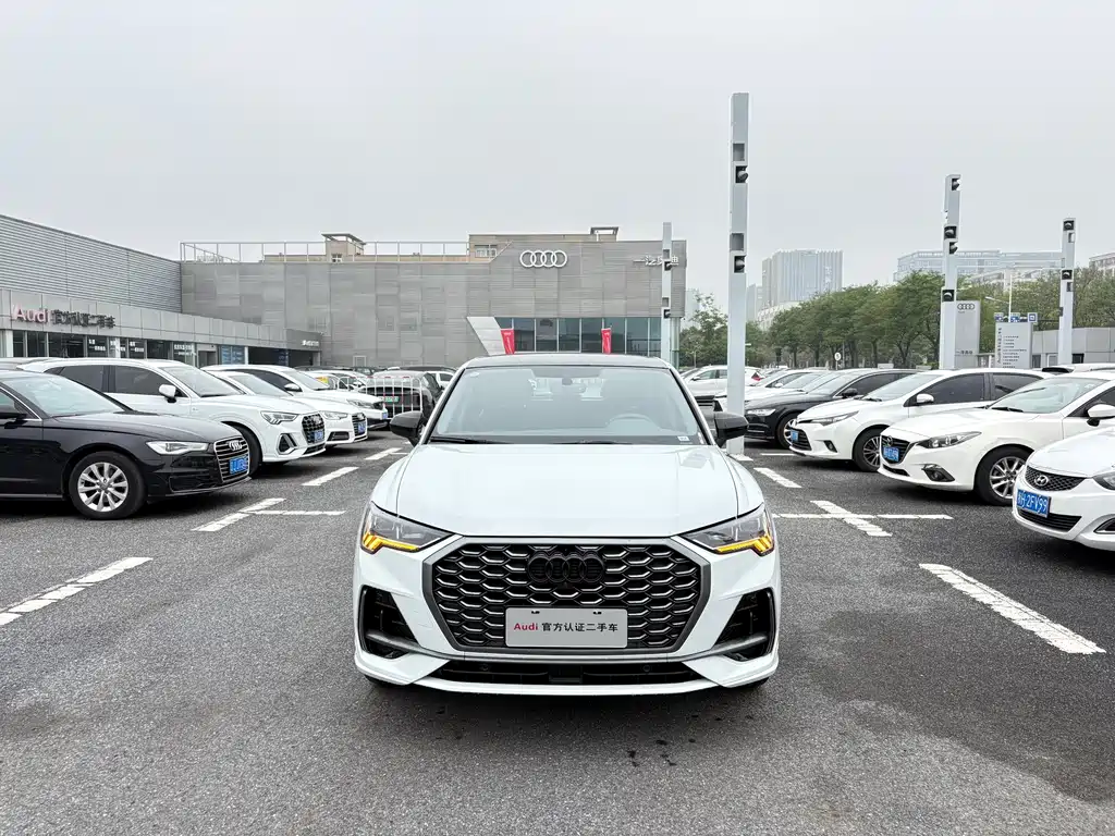 Audi Q3 Sportback — фото 2