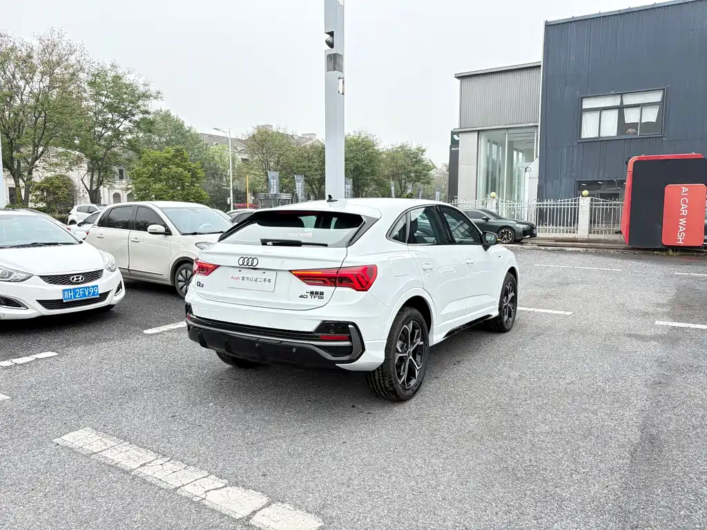 Audi Q3 Sportback — фото 5