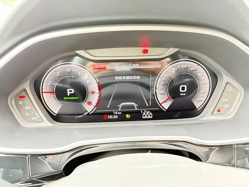Audi Q3 Sportback — фото 9