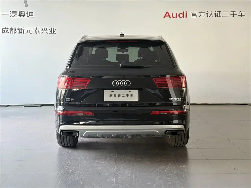 Audi Q7 — фото 5