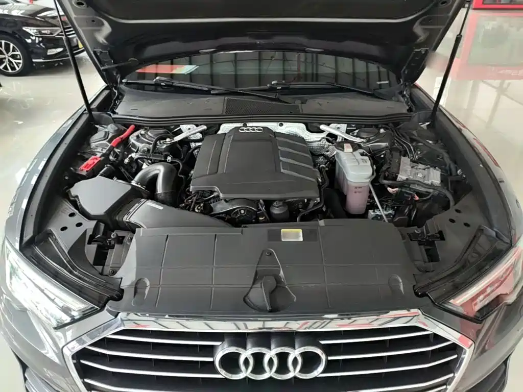 Audi A6L — фото 20