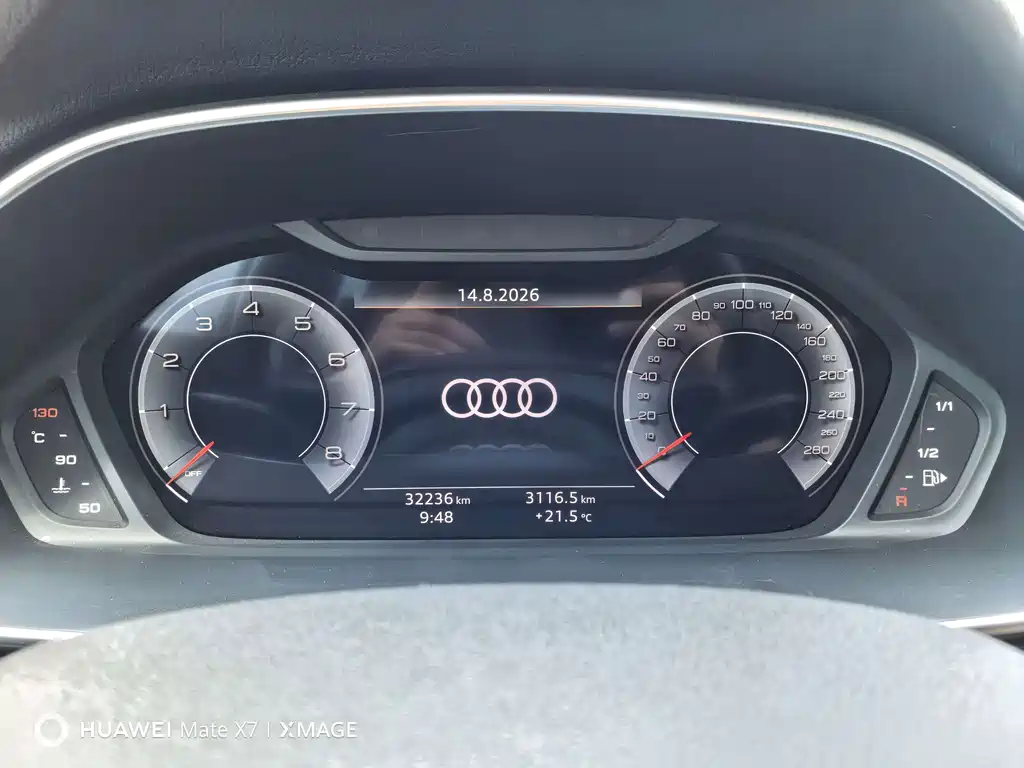 Audi Q3 — фото 19