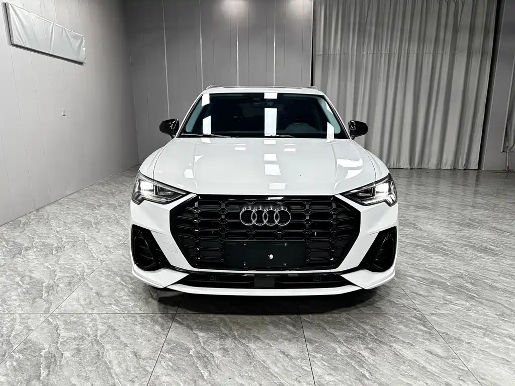 Audi Q3 — фото 2