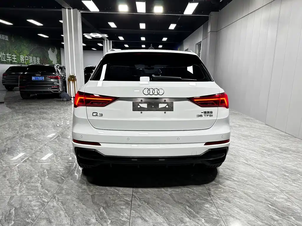 Audi Q3 — фото 5
