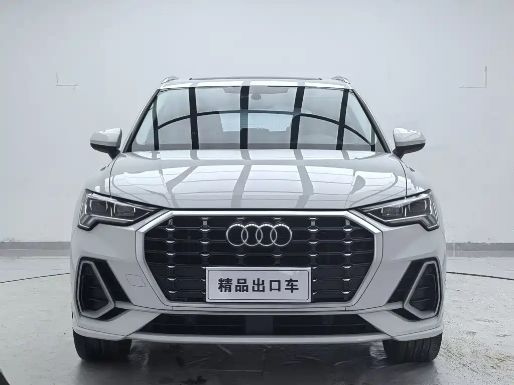 Audi Q3 — фото 2
