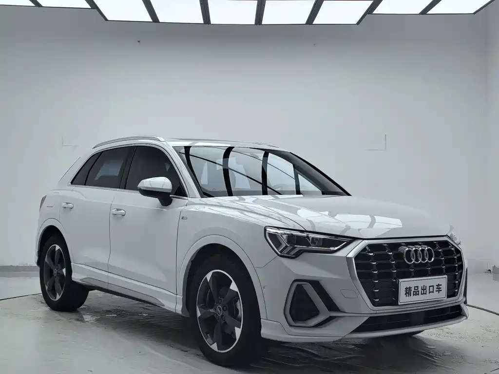 Audi Q3 — фото 3