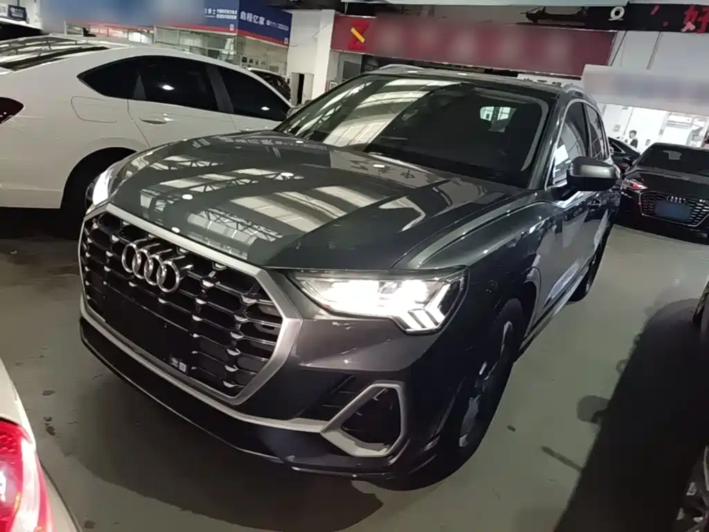 Audi Q3 — фото 2
