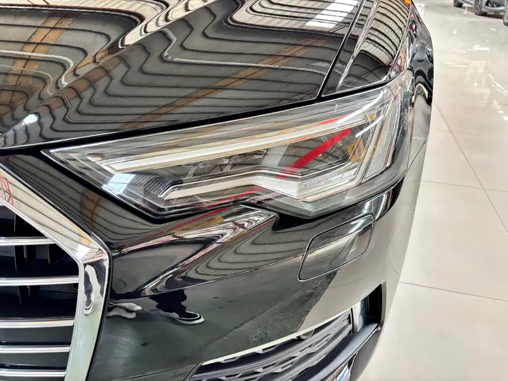 Audi A6L — фото 4