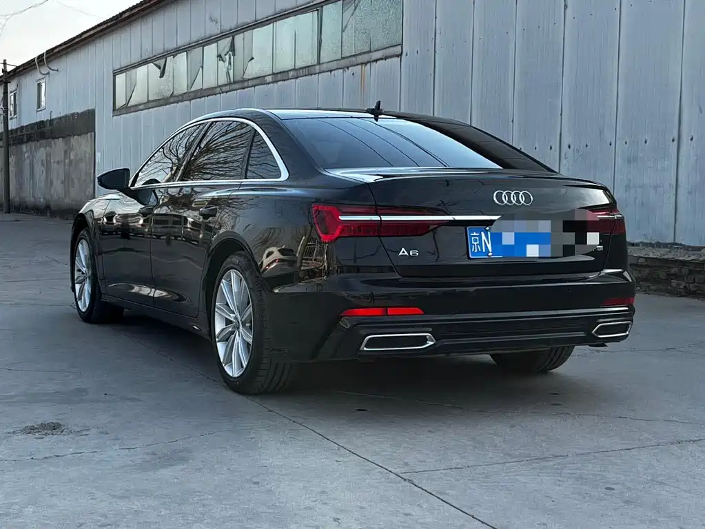 Audi A6L — фото 4