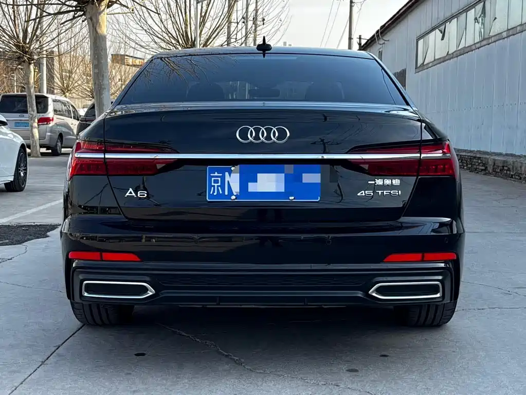 Audi A6L — фото 6