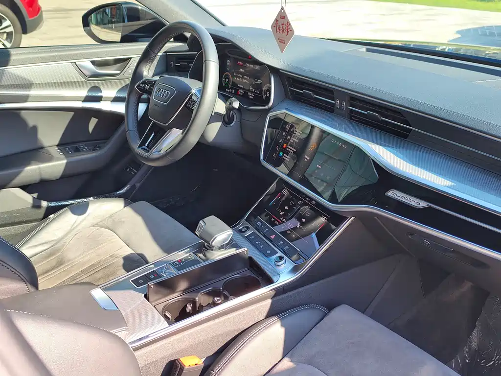 Audi A6L New Energy — фото 20