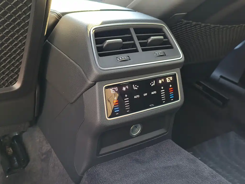 Audi A6L New Energy — фото 22