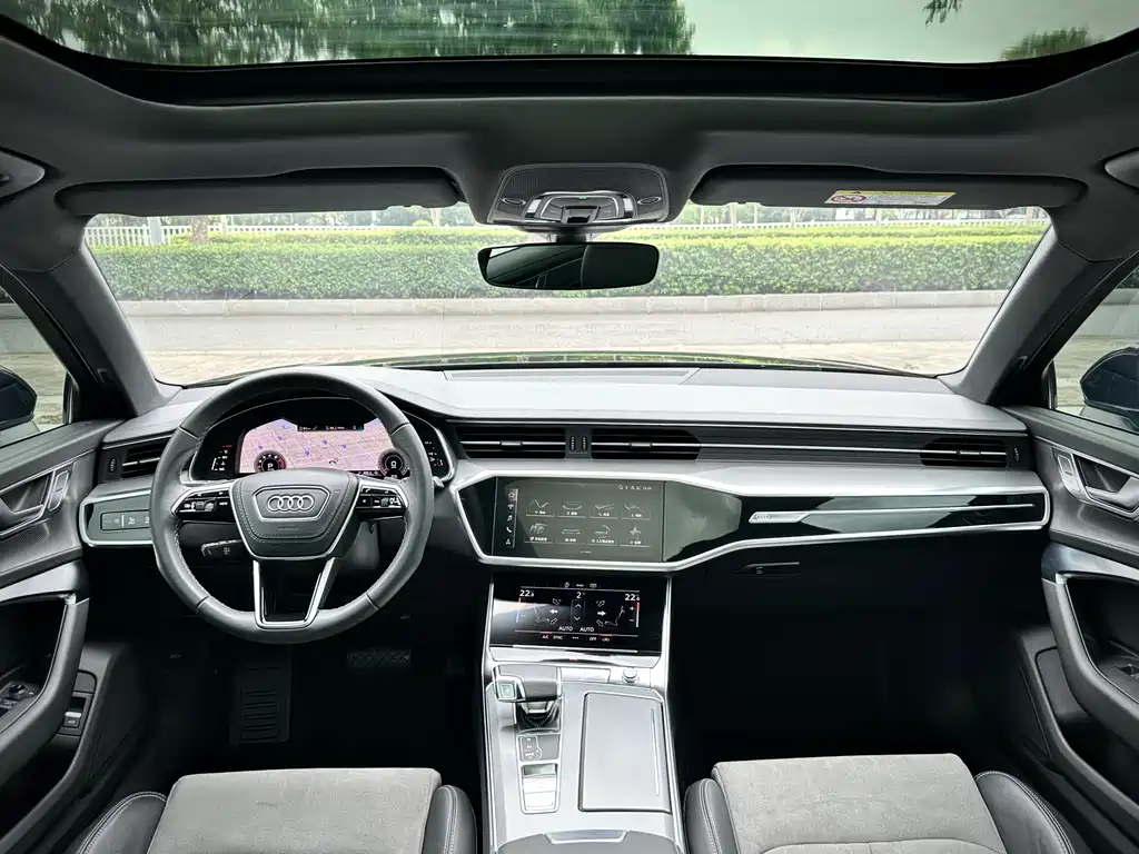 Audi A6L — фото 14