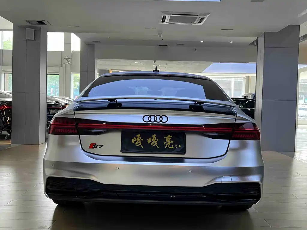 Audi A7 — фото 10