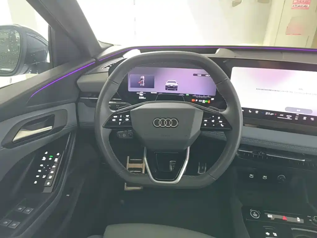 Audi Q6L e-tron — фото 11