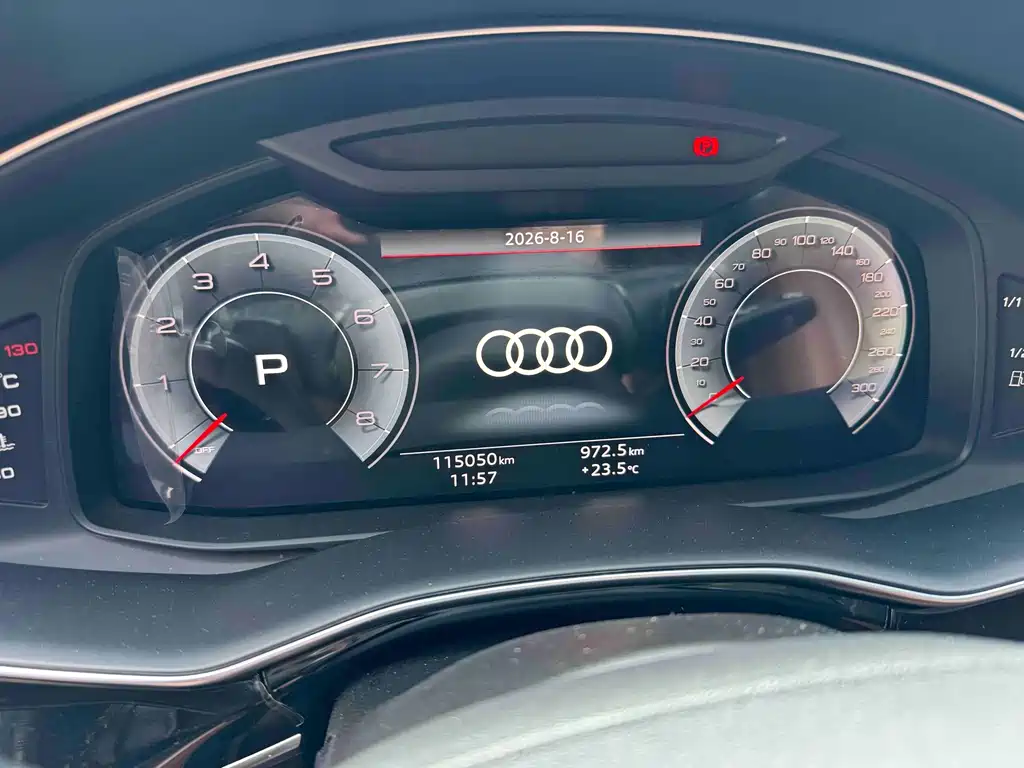 Audi Q7 — фото 9