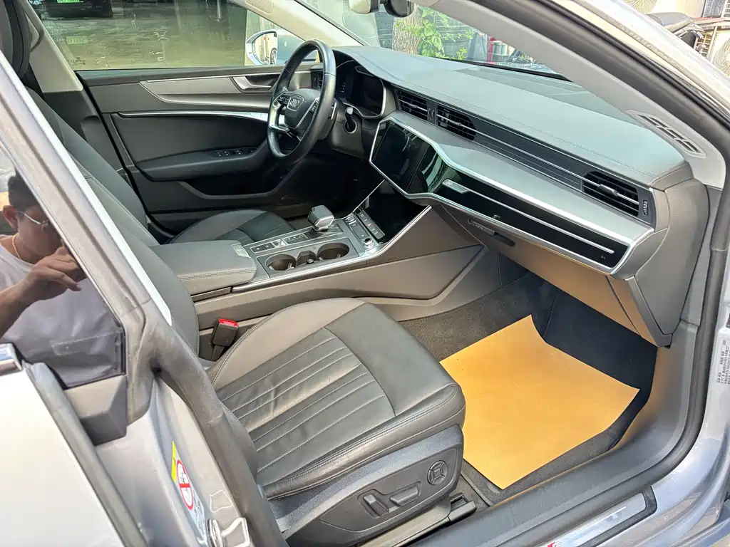 Audi A7 — фото 5