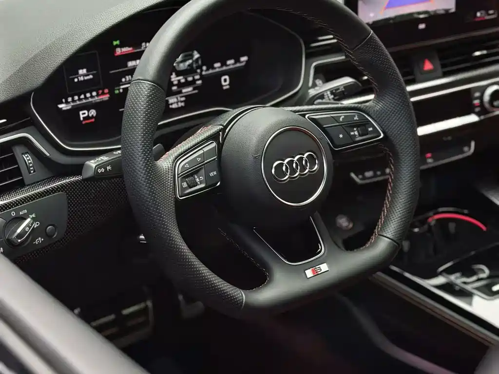 Audi S4 — фото 7