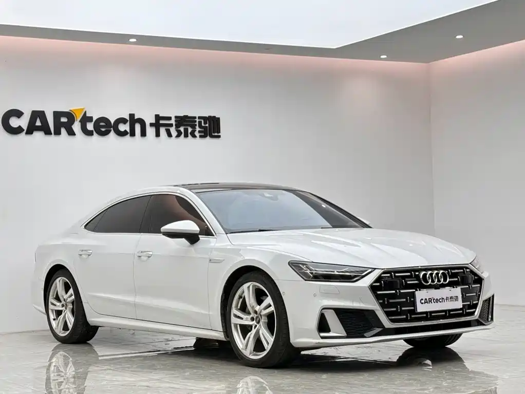 Audi A7L — фото 6