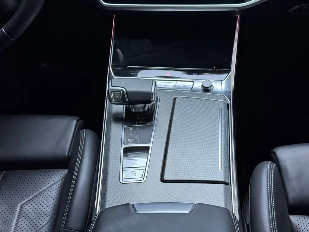 Audi A7 — фото 10