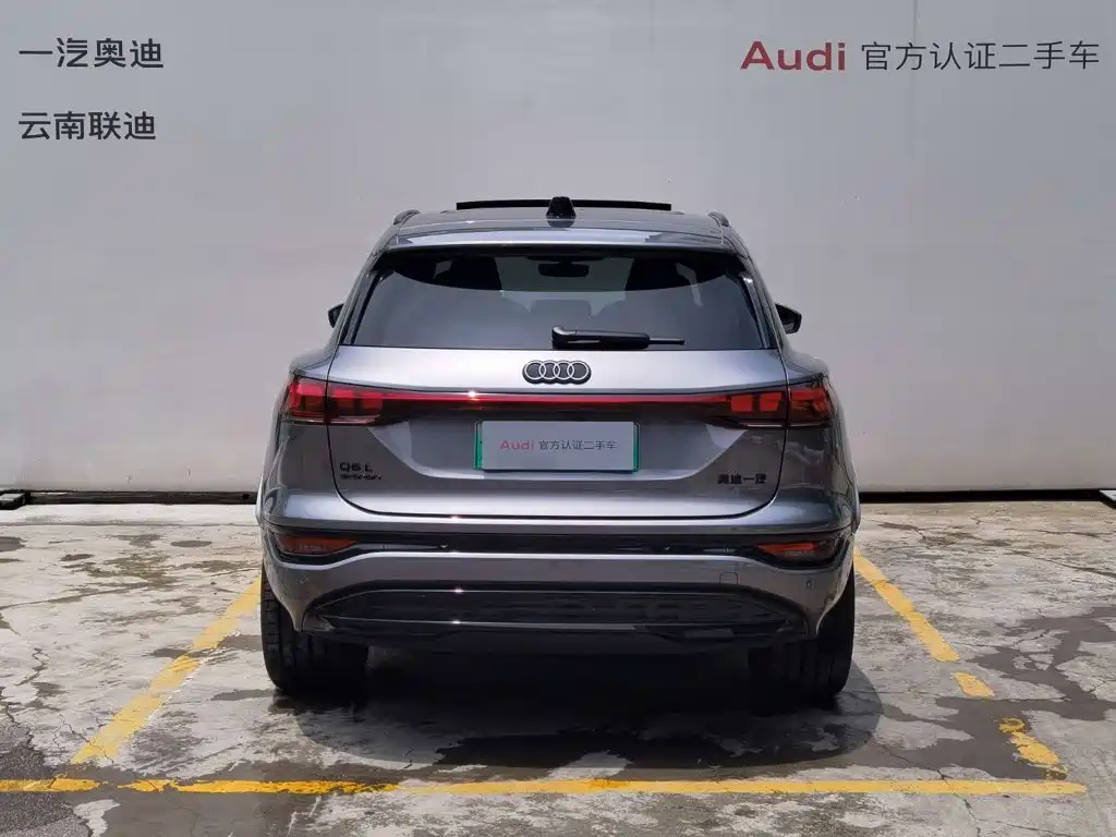 Audi Q6L e-tron — фото 6