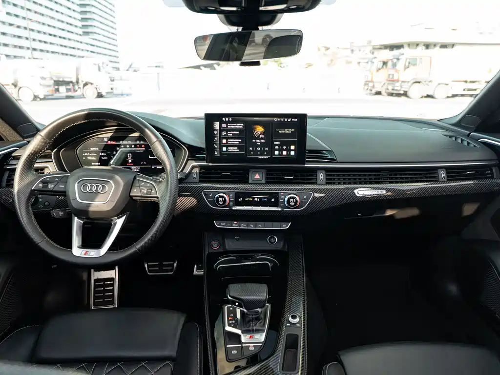 Audi S5 — фото 5