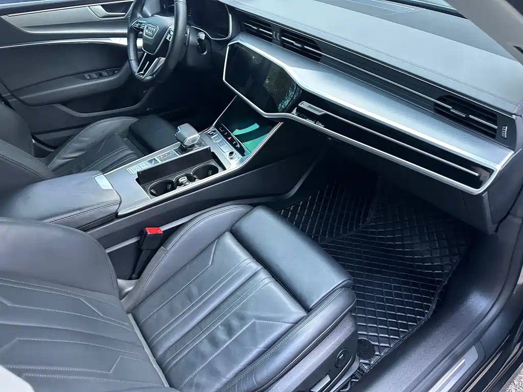Audi A7 — фото 13