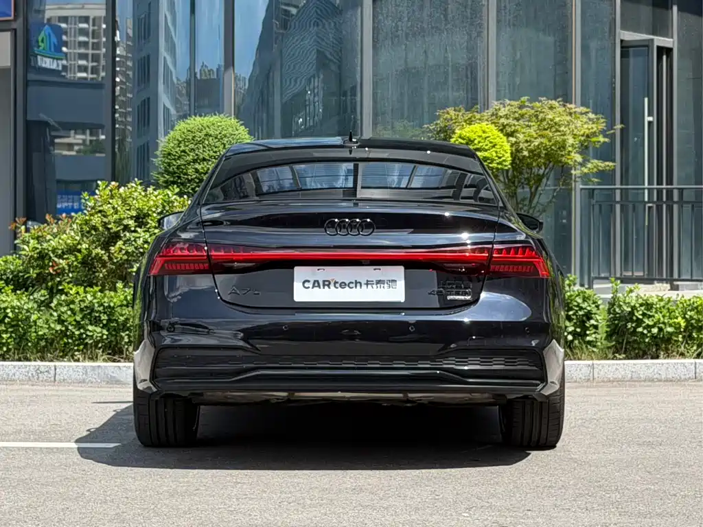 Audi A7L — фото 4