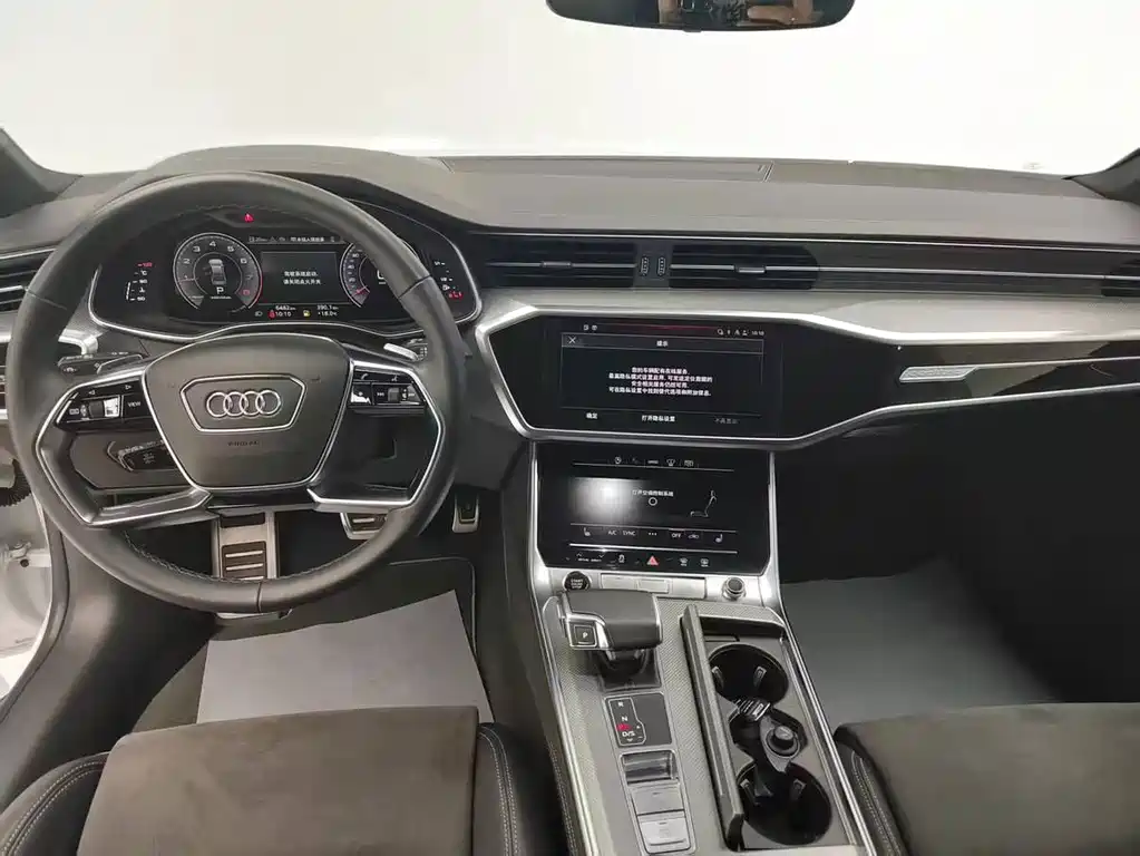 Audi A7L — фото 14