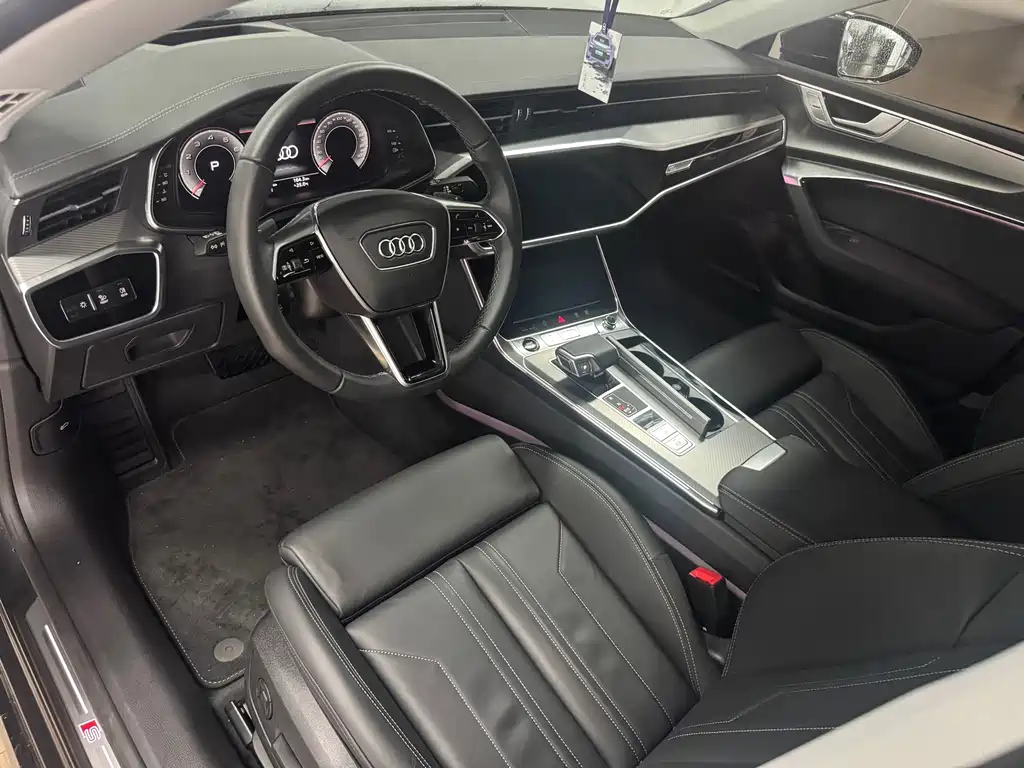 Audi A7 — фото 9