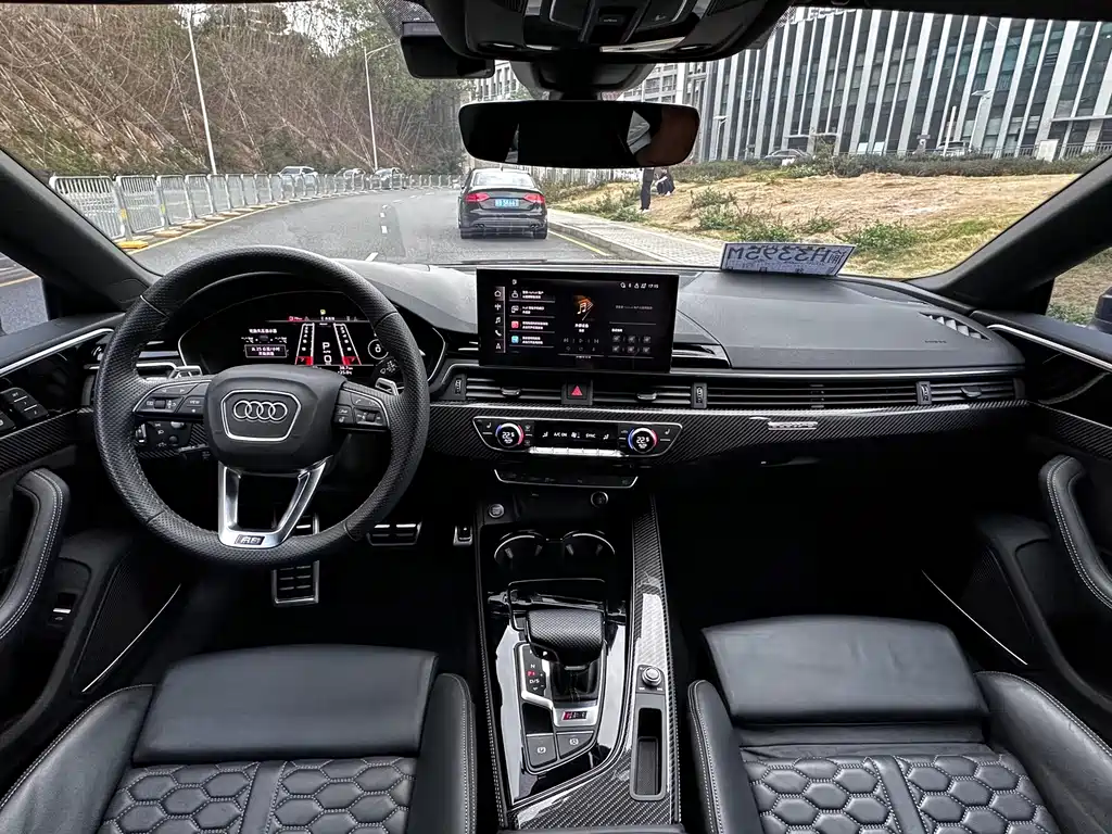 Audi RS 5 — фото 8