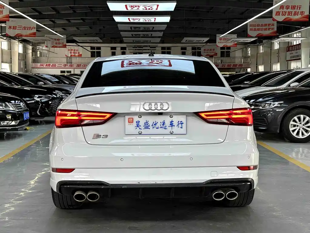 Audi A3 — фото 7