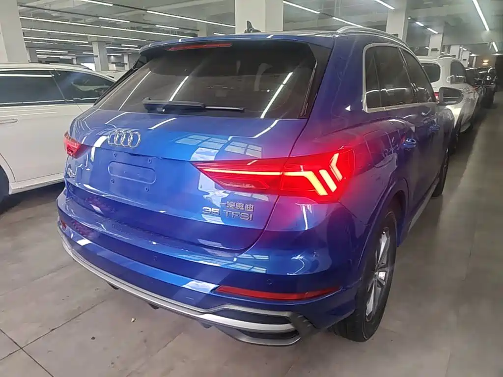 Audi Q3 — фото 7