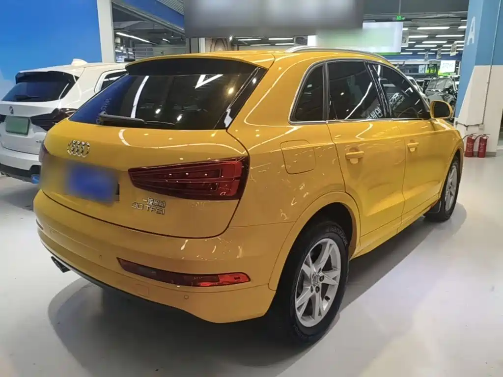 Audi Q3 — фото 7