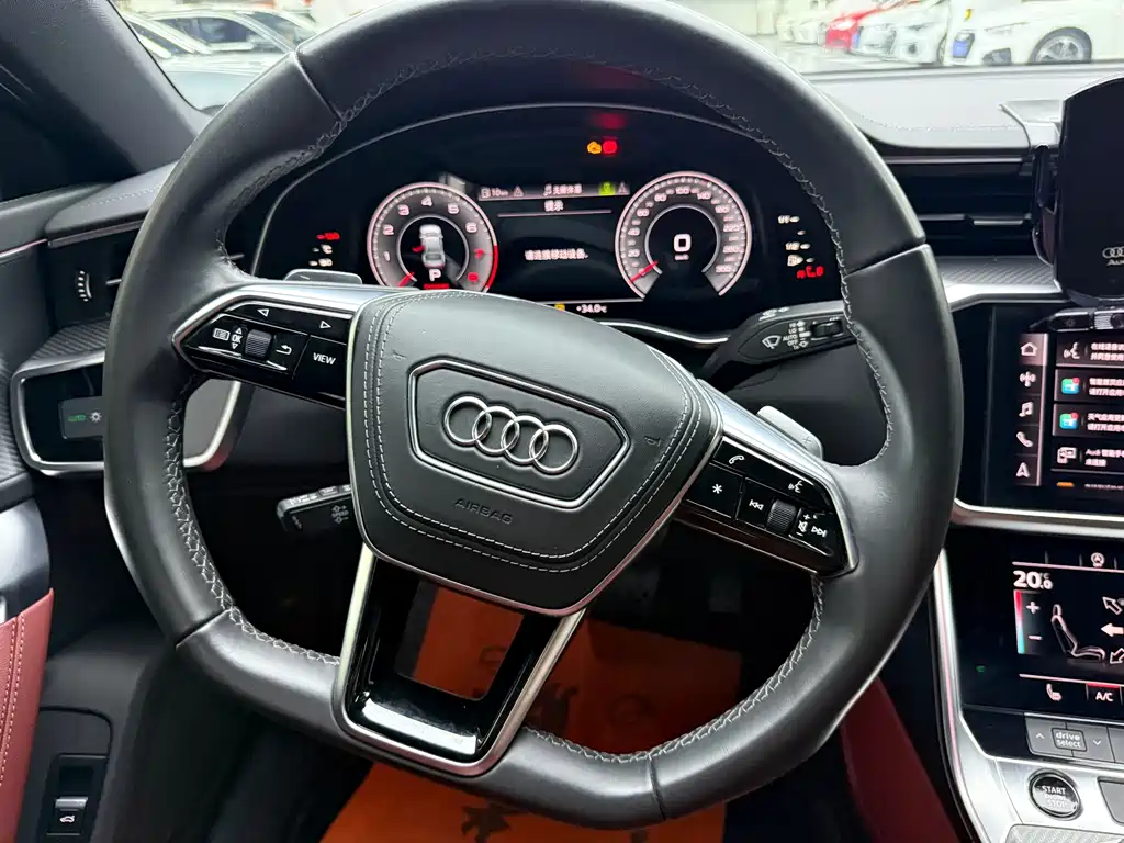 Audi A7L — фото 5