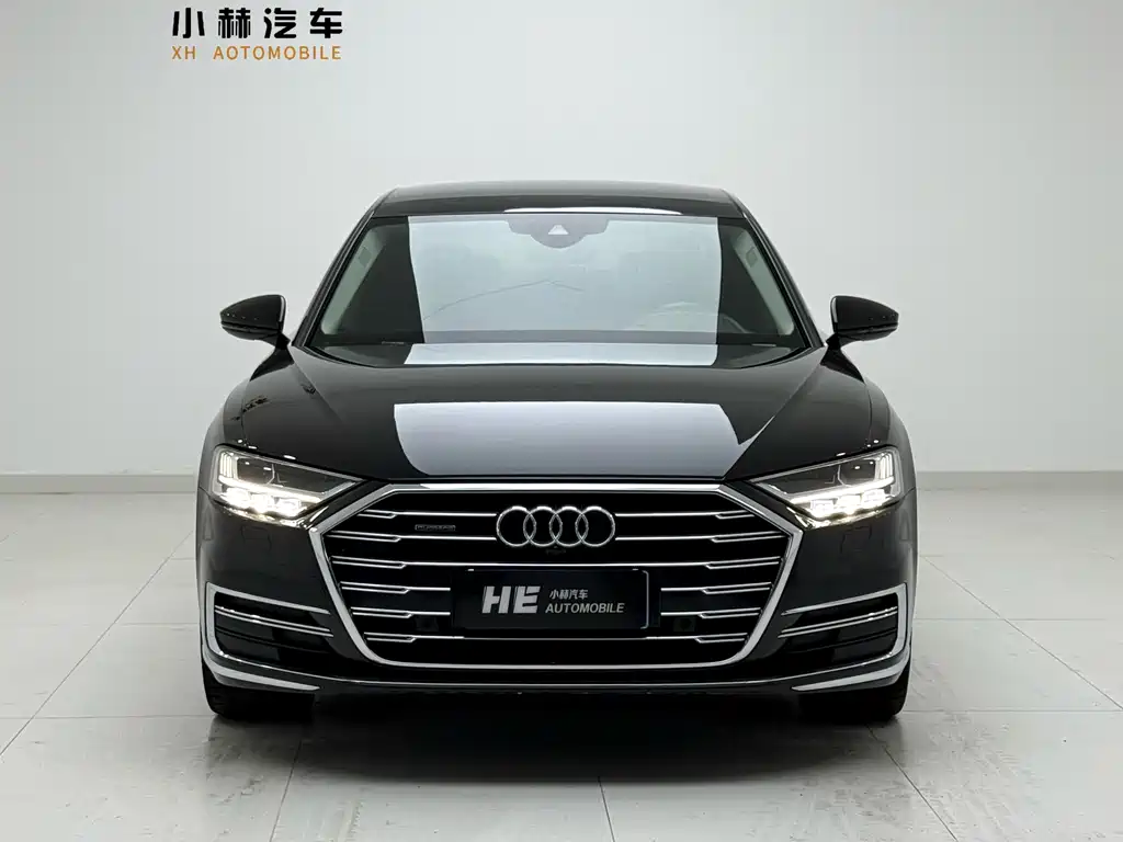 Audi A8 — фото 2