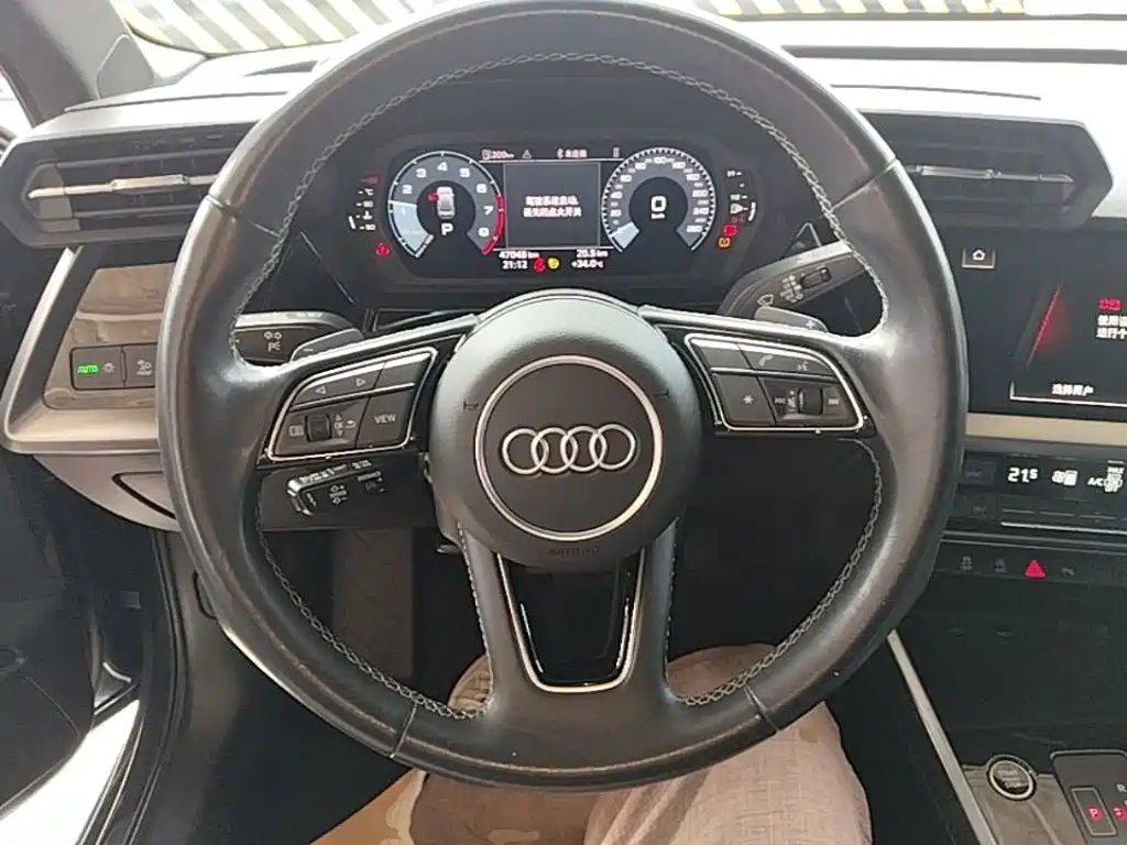 Audi A3 — фото 11